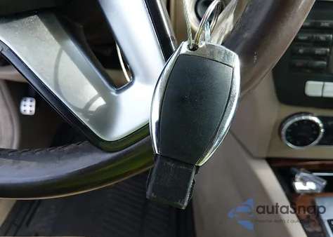 2012 Mercedes-Benz C 250 Sport from USA, damaged, VIN WDDGF4HB9CA670256